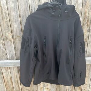 Jemehorn jacket xl zip up pockets hooded.